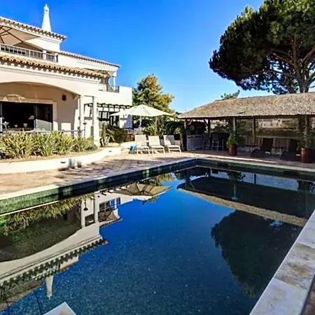 Villa Vale Do Garrao Sleeps 8 Pool Air Con Wifi