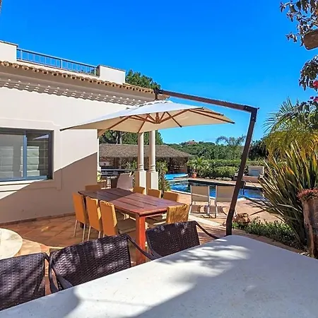 Villa Vale Do Garrao Sleeps 8 Pool Air Con Wifi *