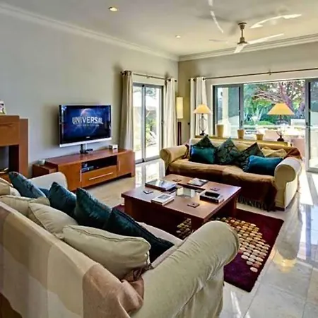 Vale Do Garrao Sleeps 8 Pool Air Con Wifi Vale do Lobo