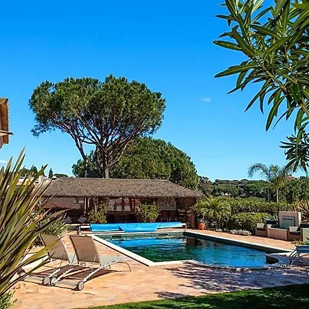 Vale Do Garrao Sleeps 8 Pool Air Con Wifi Villa