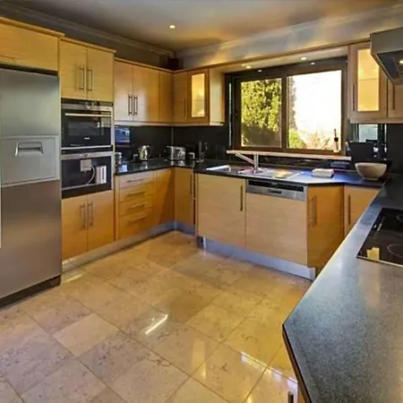 Vale Do Garrao Sleeps 8 Pool Air Con Wifi *